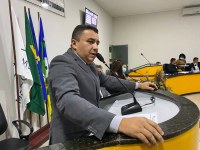 Roseilton Oliveira é reeleito presidente da Câmara de Araripina, PE