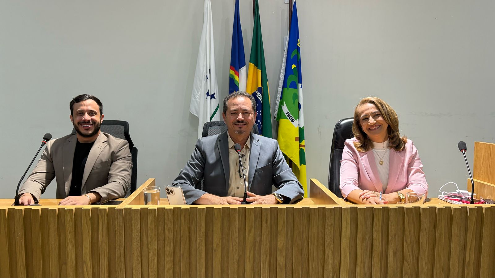 8ª SESSÃO ORDINÁRIA 1º PERÍODO LEGISLATIVO