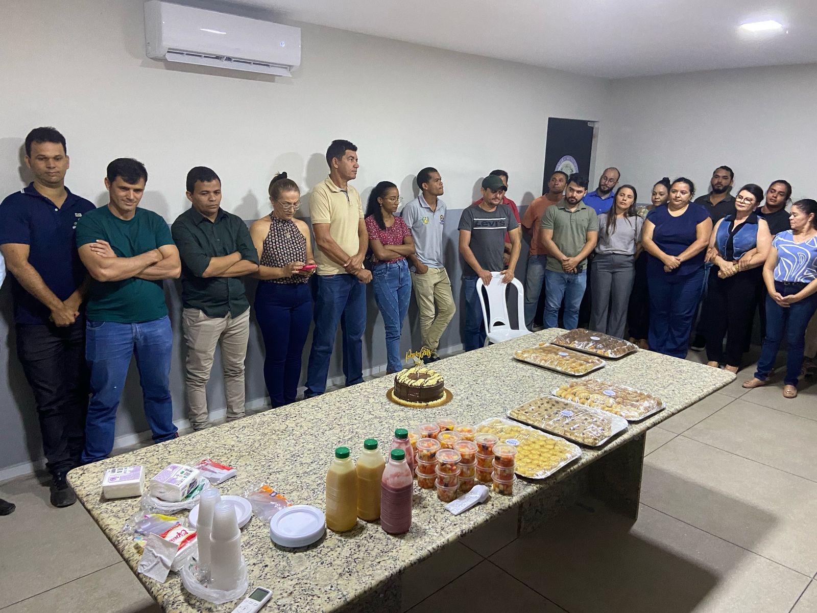 Câmara Municipal de Araripina presta homenagem aos aniversariantes do mês