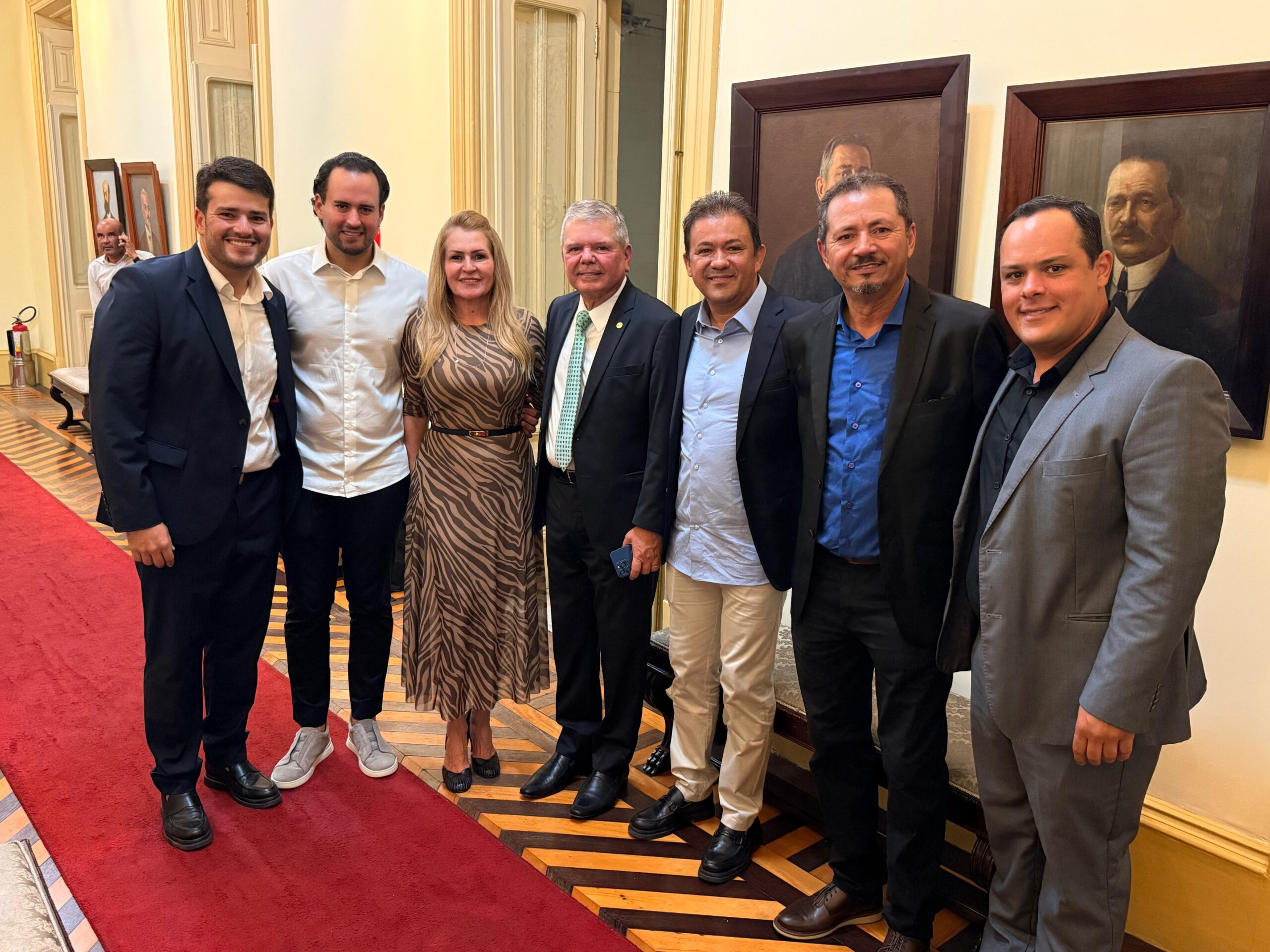 Presidente da Câmara Municipal cumpre importante agenda oficial em Recife