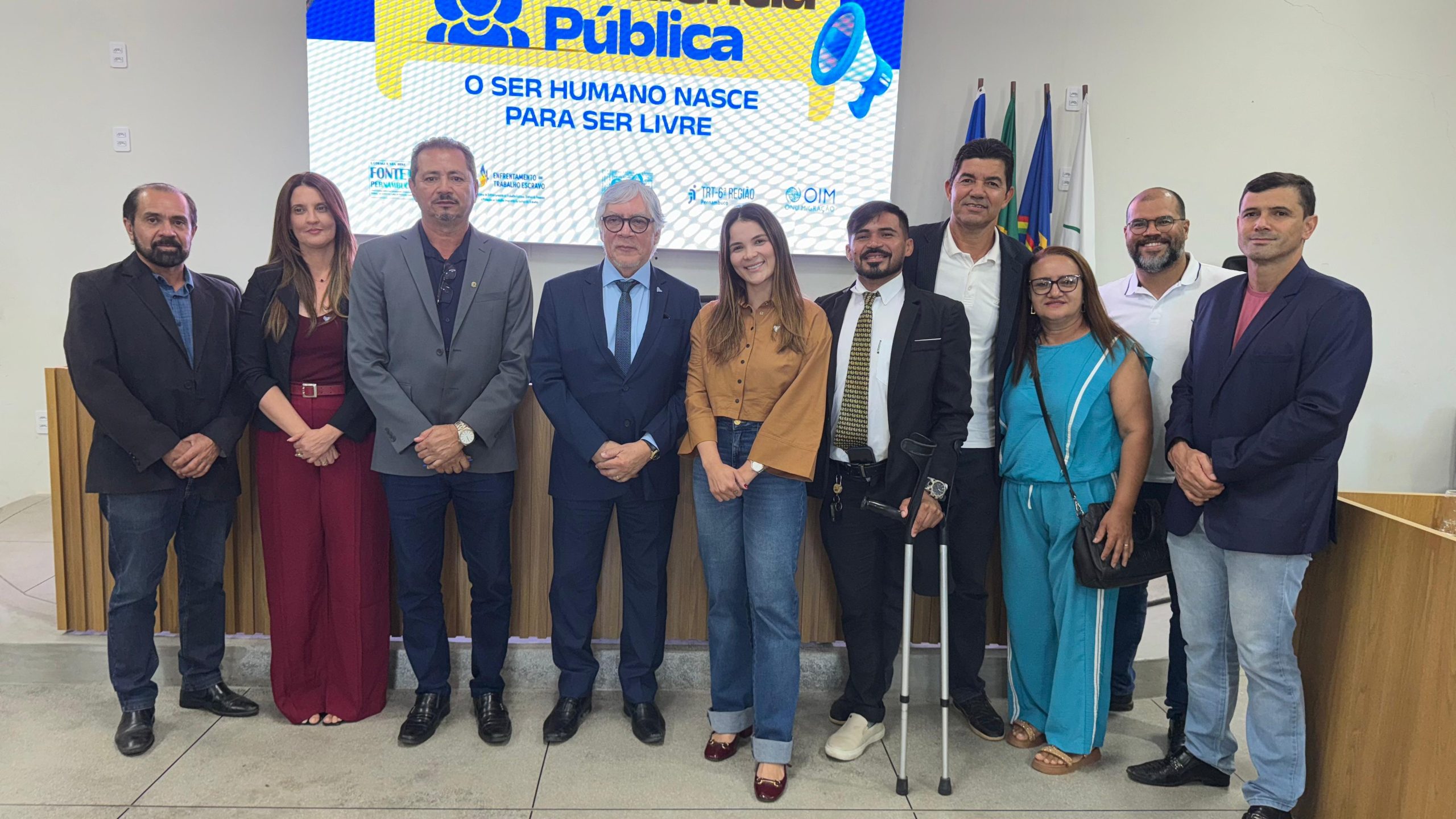 Câmara Municipal de Araripina realiza audiência pública sobre enfrentamento ao tráfico de pessoas