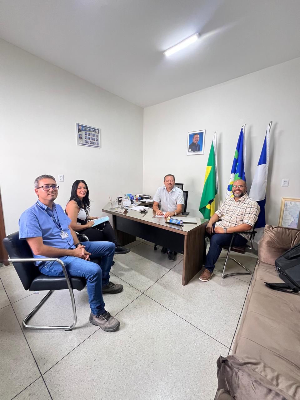 Câmara Municipal de Araripina recebe convite para o evento CREA Desenvolve